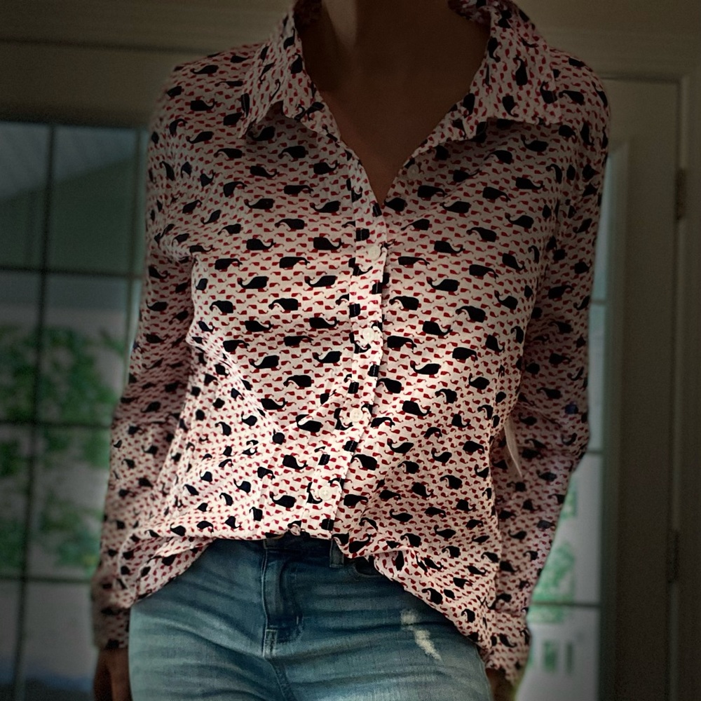 Crown & Ivy whale print